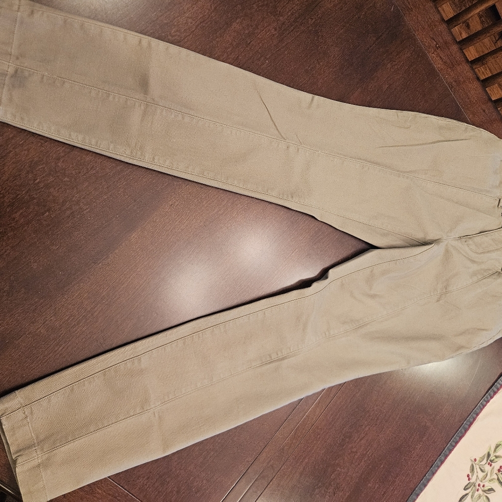Duluth Women's Khaki Slack Pants 8 x 31 Small non smoking